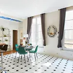 Madeleine - Opera Apartman *